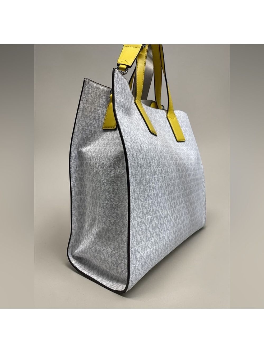 Michael Kors Kenly Large Signature Tote Bag White Yellow Citrus - Picture 7 of 12
